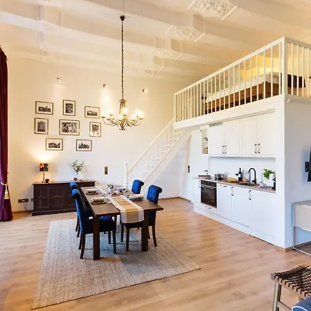 Fewo Saalstube, Adolphsburg Apartman *